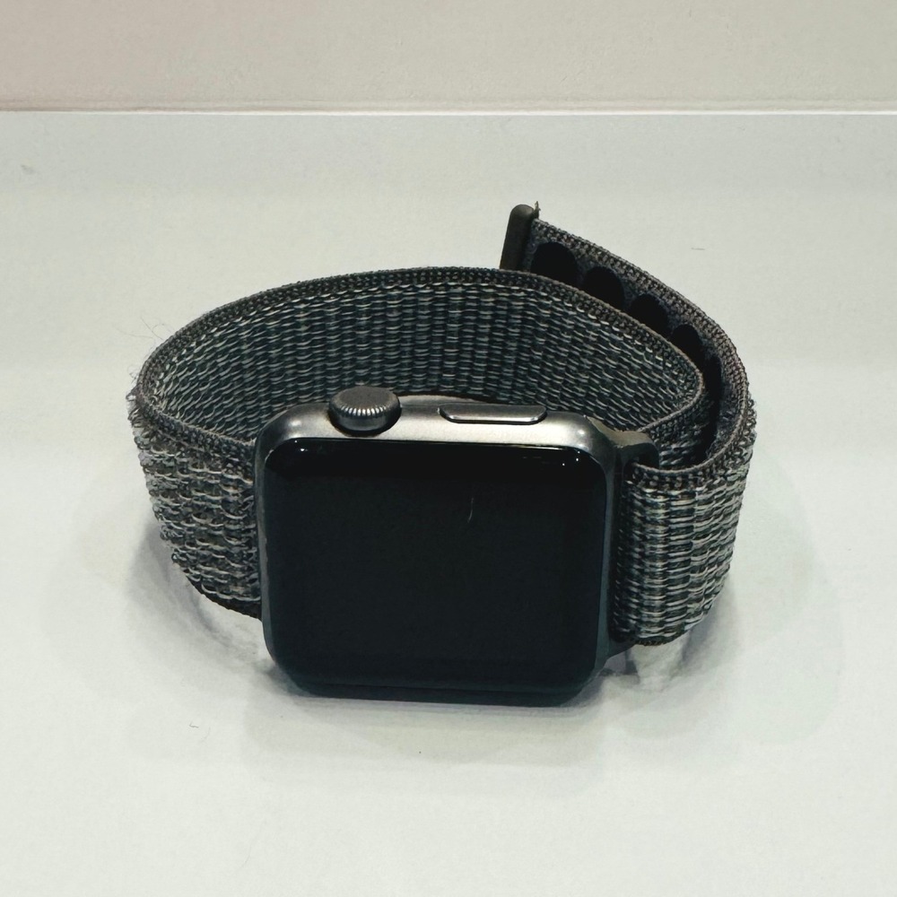 Apple Watch Series 1 38mm Space‎ Gray Aluminum Locked For Parts